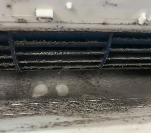 宿迁空调吹的风有股烧焦味是怎么回事